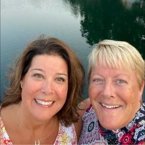 Meet your Posher, Laurie